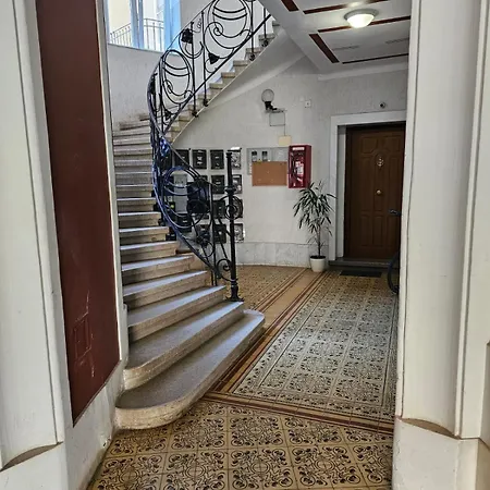 Muenz Franz Apartment *
